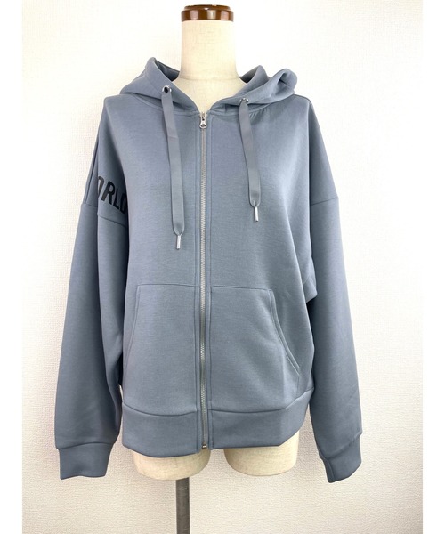 WORLD WIDE LOVE!（ワールドワイドラブ）の「WWL!ドルマンパーカー（パーカー・レディース・オフホワイト/ブルー/ブラック・1）」の7枚目の写真