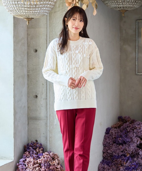 Rose Tiara(ローズティアラ)の「リボン×ケーブル編みニットプルオーバー(ニット/セーター・レディース・オフホワイト/ブラック/レッド・46/42/38)」の9枚目の写真