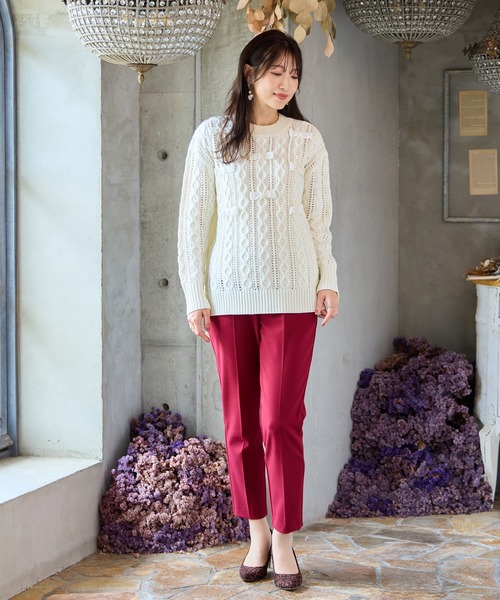 Rose Tiara(ローズティアラ)の「リボン×ケーブル編みニットプルオーバー(ニット/セーター・レディース・オフホワイト/ブラック/レッド・46/42/38)」の11枚目の写真