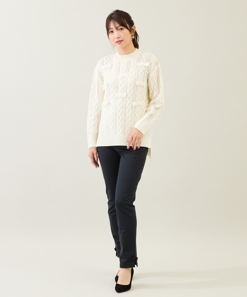 Rose Tiara(ローズティアラ)の「リボン×ケーブル編みニットプルオーバー(ニット/セーター・レディース・オフホワイト/ブラック/レッド・46/42/38)」の15枚目の写真