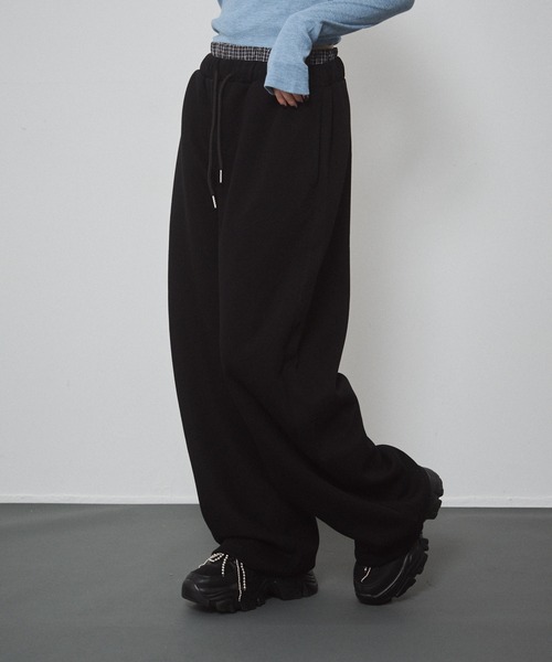 ENVYM（アンビー）の「ウエストレイヤードスウェットパンツ（スウェットパンツ・レディース・グレー/ブラック・FREE）」の5枚目の写真