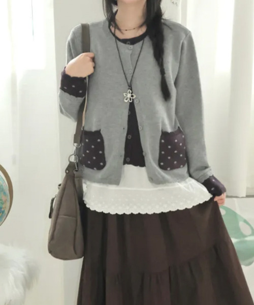 VIVID LADY（ビビッドレディー）の「レイヤード風ドットポケットカーディガン（ニット/セーター・レディース・ブラウン/グレー/ブラック・FREE）」の20枚目の写真