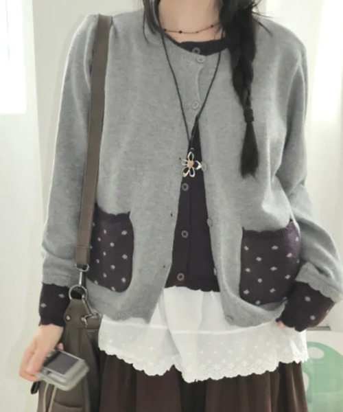 VIVID LADY（ビビッドレディー）の「レイヤード風ドットポケットカーディガン（ニット/セーター・レディース・ブラウン/グレー/ブラック・FREE）」の21枚目の写真
