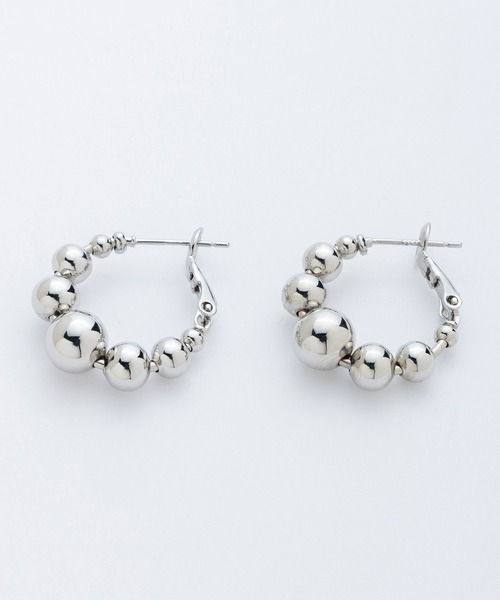 AJUGA.（アジュガ）の「メタルボールフープピアス（ピアス（両耳用）・レディース・シルバー・ONE SIZE）」の8枚目の写真