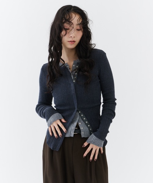 NUJOH（ヌゾ）の「Snap Button Rib Tee / スナップボタンリブティー（Tシャツ/カットソー・レディース・チャコールグレー/ブラック/ベージュ・FREE）」の8枚目の写真