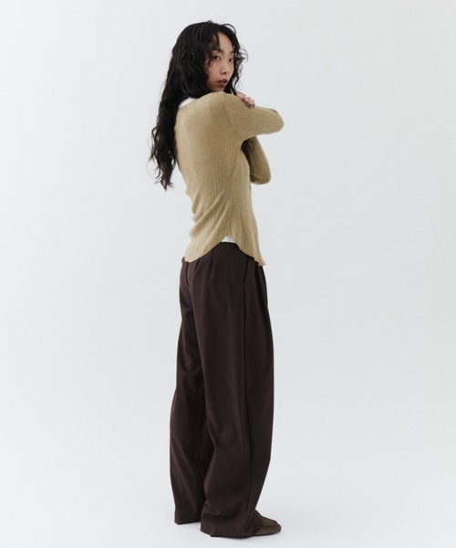 NUJOH（ヌゾ）の「Snap Button Rib Tee / スナップボタンリブティー（Tシャツ/カットソー・レディース・チャコールグレー/ブラック/ベージュ・FREE）」の17枚目の写真