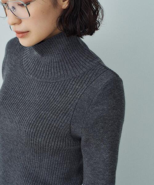 CODE A（コードエー）の「modern turtleneck knit（ニット/セーター・レディース・グレー/オフホワイト・00）」の12枚目の写真