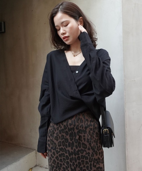 CORNERS(コーナーズ)の「ポプリン2wayカシュクールシャツ(シャツ/ブラウス・レディース・ブラック/チャコールグレー/ホワイト/ブラウン・M)」の12枚目の写真