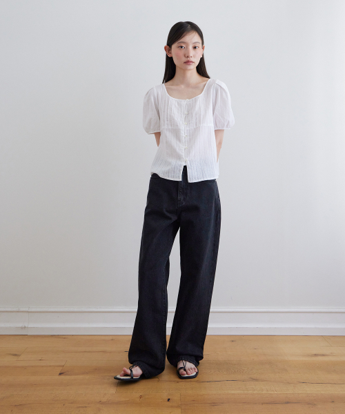 STEP AROUND(ステップアラウンド)の「Kintra straight washing denim_BLACK(デニムパンツ・レディース・その他・SMALL/MEDIUM)」の3枚目の写真
