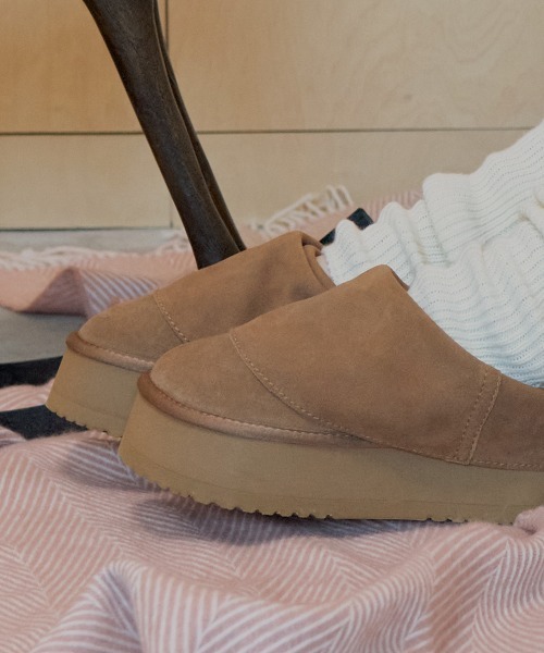 ROCKFISH WEATHERWEAR（ロックフィッシュウェザーウェア）の「MAXI FOLDED MULES（ブーツ・レディース・ブラウン/モカ・23.0cm/24.0cm/25.0cm）」の5枚目の写真