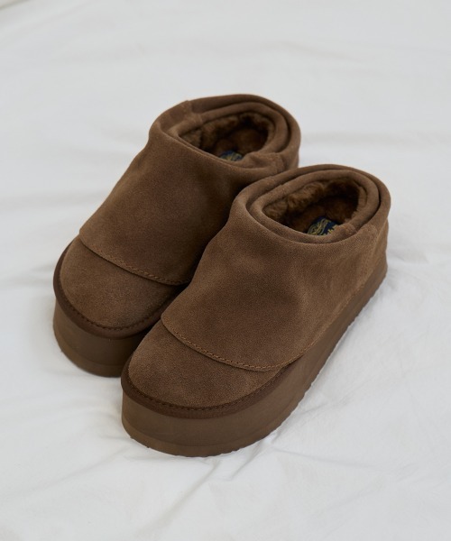 ROCKFISH WEATHERWEAR（ロックフィッシュウェザーウェア）の「MAXI FOLDED MULES（ブーツ・レディース・ブラウン/モカ・23.0cm/24.0cm/25.0cm）」の11枚目の写真