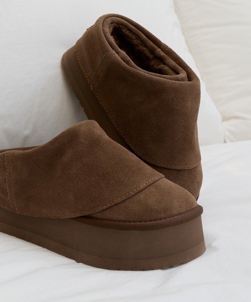 ROCKFISH WEATHERWEAR（ロックフィッシュウェザーウェア）の「MAXI FOLDED MULES（ブーツ・レディース・ブラウン/モカ・23.0cm/24.0cm/25.0cm）」の12枚目の写真