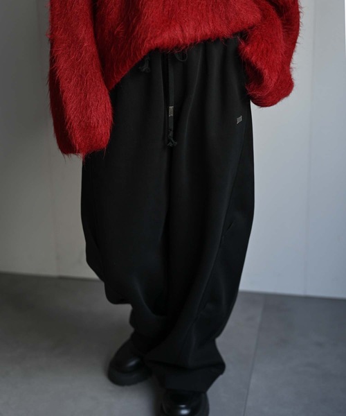 CREARE -LINO-(クレアーレリノ)の「ワイド裾リブスウェットパンツ(スウェットパンツ・メンズ・グレー/ブラック・MEDIUM/LARGE)」の5枚目の写真