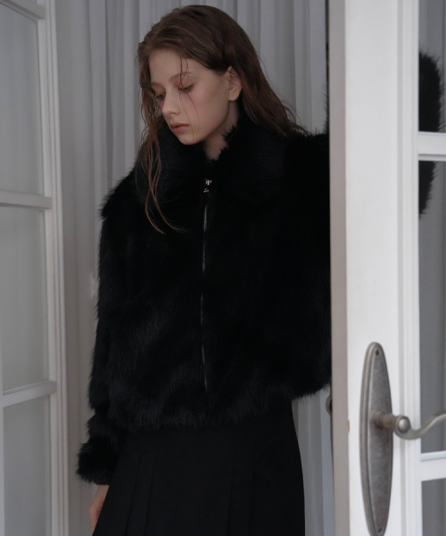 DEHEVE（デヘヴェ）の「Collar Fur Jacket [Black]（ムートンコート・レディース・ブラック・FREE）」の8枚目の写真