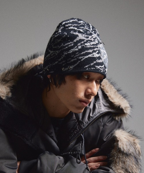 GRANCY（グランシー）の「【GRANCY】F-ing Decorated Beanie / 狂飾ビーニー（ニットキャップ/ビーニー・メンズ・ブラック/ピンク/カーキ・FREE）」の4枚目の写真