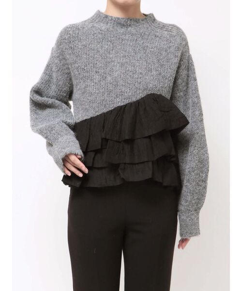 LAGUNAMOON(ラグナムーン)の「フリルドッキングペプラムニットプルオーバー(ニット/セーター・レディース・アイボリー/チャコールグレー/ベージュ・FREE)」の8枚目の写真