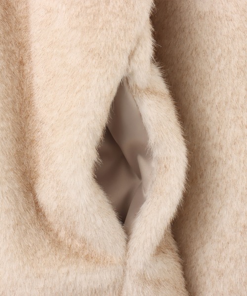 atmos pink（アトモスピンク）の「atmos pink Faux Fur Zip Blouson / アトモス ピンク フォー ファー ジップ ブルゾン（その他アウター・レディース・レオパード/ブラック/アイボリー・FREE）」の8枚目の写真