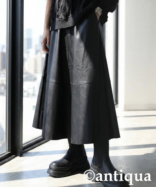 antiqua(アンティカ)の「フェイクレザー スカート(スカート・レディース・ブラック・ONESIZE)」の1枚目の写真