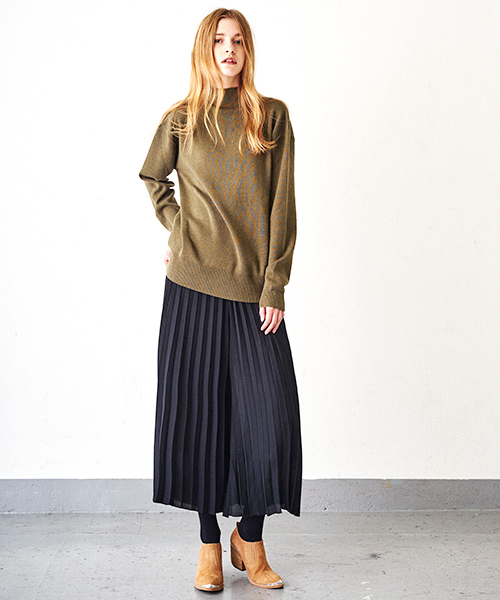 Omekashi（オメカシ）の「【Omekashi】シフォンプリーツパンツ（その他パンツ・レディース・オフホワイト/ブラック/グレー・ﾌﾘ-）」の11枚目の写真