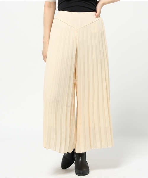 Omekashi（オメカシ）の「【Omekashi】シフォンプリーツパンツ（その他パンツ・レディース・オフホワイト/ブラック/グレー・ﾌﾘ-）」の2枚目の写真