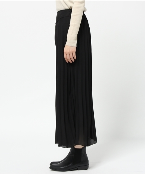 Omekashi（オメカシ）の「【Omekashi】シフォンプリーツパンツ（その他パンツ・レディース・オフホワイト/ブラック/グレー・ﾌﾘ-）」の5枚目の写真