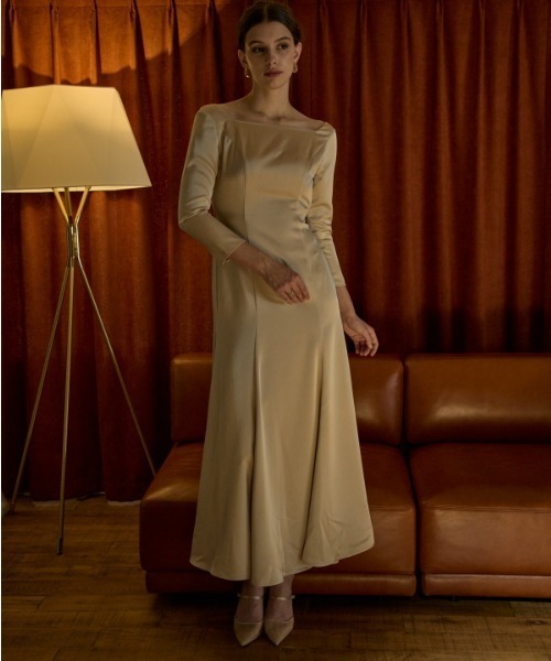 ERADIE（エラディエ）の「Satin Drape-Back Dress  サテンバックドレープドレス（ワンピース・レディース・ブラック/シャンパン・FREE）」の18枚目の写真