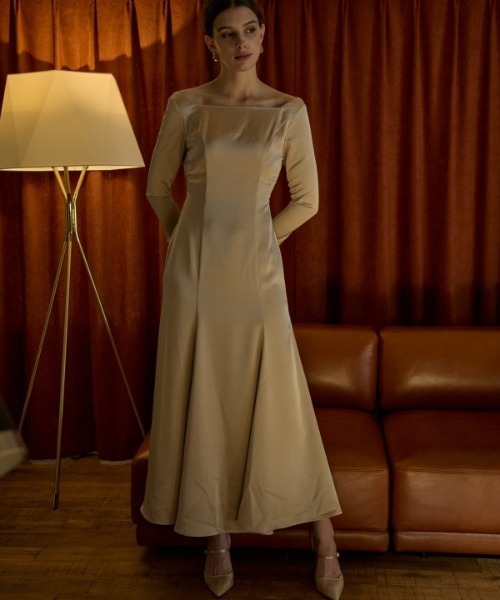 ERADIE（エラディエ）の「Satin Drape-Back Dress  サテンバックドレープドレス（ワンピース・レディース・ブラック/シャンパン・FREE）」の15枚目の写真