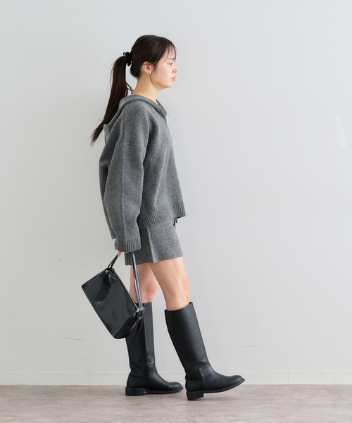 U by SPICK&SPAN(ユーバイスピックアンドスパン)の「オーバーニットフーディー(ニット/セーター・レディース・ネイビー/チャコールグレー・FREE)」の4枚目の写真