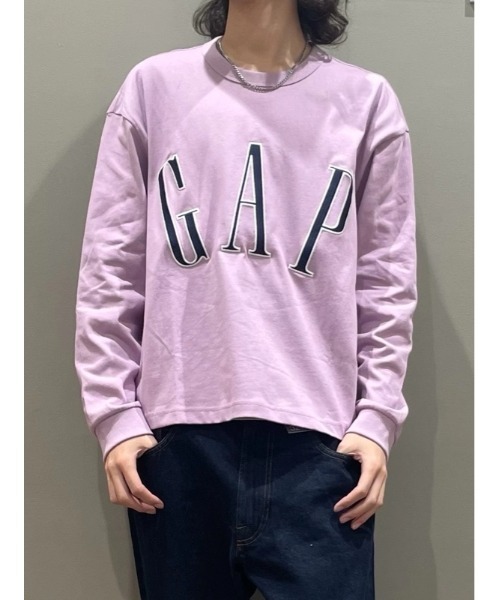GAP(ギャップ)の「オーバーサイズ GAPロゴ クロップドTシャツ 長袖(Tシャツ/カットソー・メンズ・ラベンダー/ブルー/ブラック/オフホワイト/グリーン/ブラウン・S/XS/XL/M/L)」の16枚目の写真