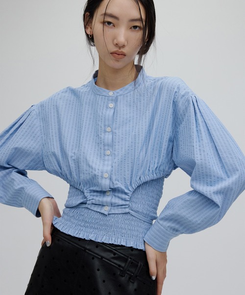 Ameri(アメリ)の「SHIRRING LAYERED SHORT SHIRT(シャツ/ブラウス・レディース・ブルー/ホワイト/ピンク・FREE)」の1枚目の写真