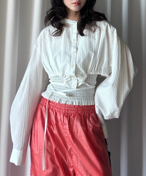 Ameri(アメリ)の「SHIRRING LAYERED SHORT SHIRT(シャツ/ブラウス・レディース・ブルー/ホワイト/ピンク・FREE)」の22枚目の写真