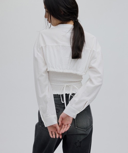 Ameri(アメリ)の「SHIRRING LAYERED SHORT SHIRT(シャツ/ブラウス・レディース・ブルー/ホワイト/ピンク・FREE)」の6枚目の写真