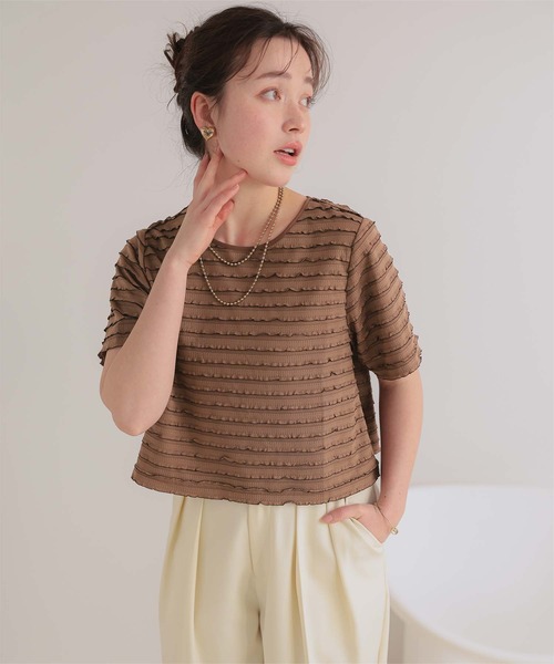 titivate(ティティベイト)の「ハーフスリーブフリルトップス(Tシャツ/カットソー・レディース・ブラウン/オフホワイト/ブラック・FREE)」の3枚目の写真