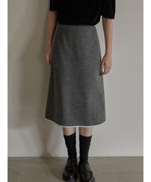 BEMUSE MANSION(ビミューズマンション)の「Lace detail A line skirt - Charcoal(スカート・レディース・チャコール・FREE)」の1枚目の写真