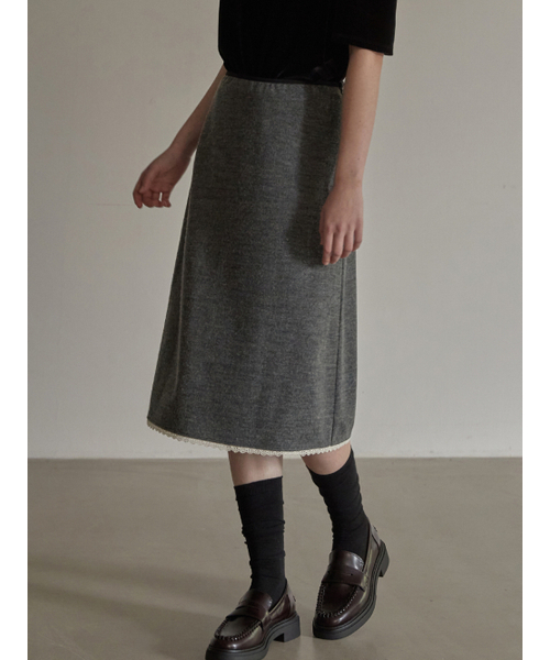 BEMUSE MANSION(ビミューズマンション)の「Lace detail A line skirt - Charcoal(スカート・レディース・チャコール・FREE)」の2枚目の写真