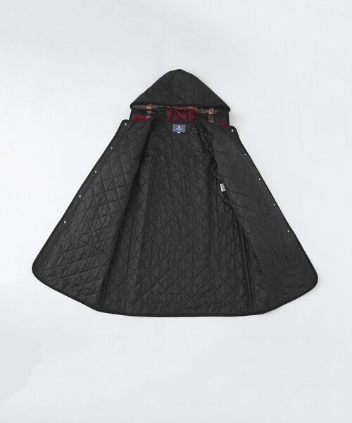 BLUE LABEL CRESTBRIDGE(ブルーレーベルクレストブリッジ)の「【一部店舗限定】クレストブリッジチェックキルティングコート(ノーカラーコート・レディース・ダークネイビー/ベージュ/ブラック・36/38)」の21枚目の写真