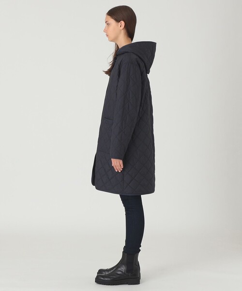 BLUE LABEL CRESTBRIDGE(ブルーレーベルクレストブリッジ)の「【一部店舗限定】クレストブリッジチェックキルティングコート(ノーカラーコート・レディース・ダークネイビー/ベージュ/ブラック・36/38)」の18枚目の写真