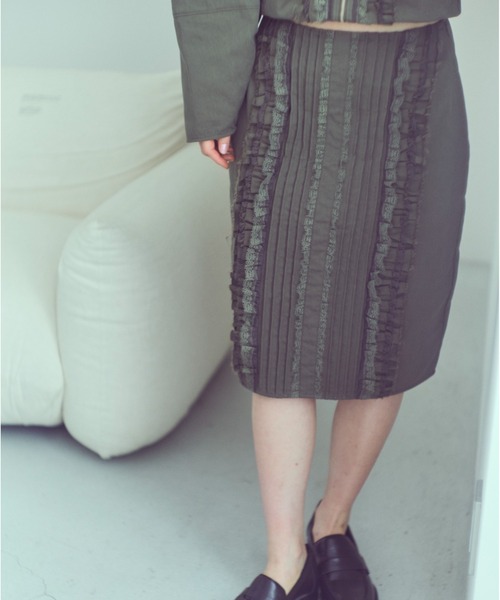 EN NEUME（エンノイム）の「【Set Up】Lace Composition Midi Skirt（スカート・レディース・アイボリー/ブラック/カーキ・0/1）」の18枚目の写真