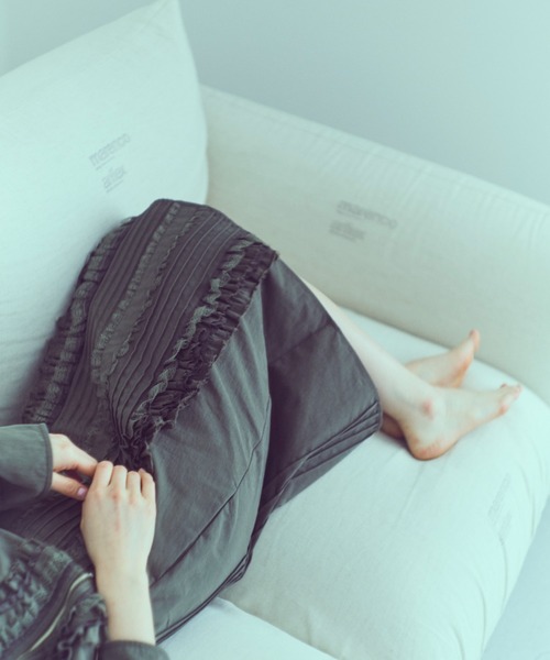 EN NEUME（エンノイム）の「【Set Up】Lace Composition Midi Skirt（スカート・レディース・アイボリー/ブラック/カーキ・0/1）」の21枚目の写真