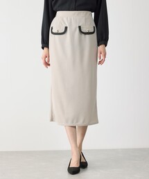 フラップ使いナロースカート