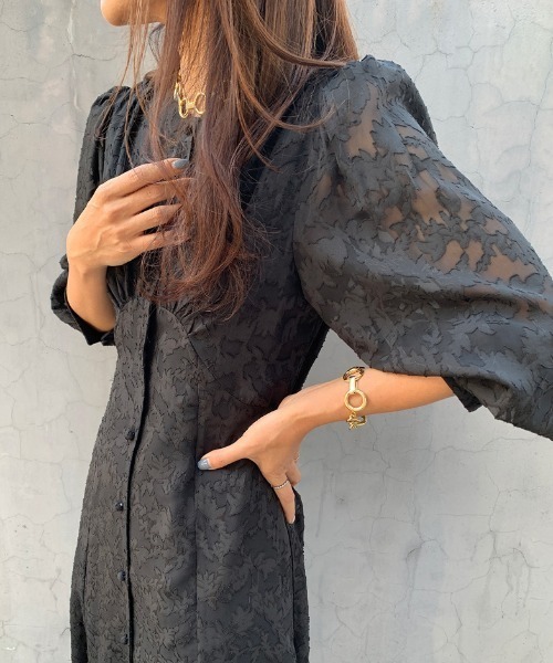 FREE STYLISTS(フリー スタイリスト)の「YUGA_YGMC All-lace embroidered dress(ドレス・レディース・ブラック/ホワイト・FREE)」の6枚目の写真