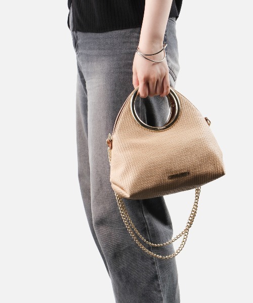 STEVE MADDEN(スティーブマデン)の「フープハンドルバッグ/S.MADDEN BFIORAーXS(ハンドバッグ・レディース・ナチュラル/ブラック・F)」の13枚目の写真