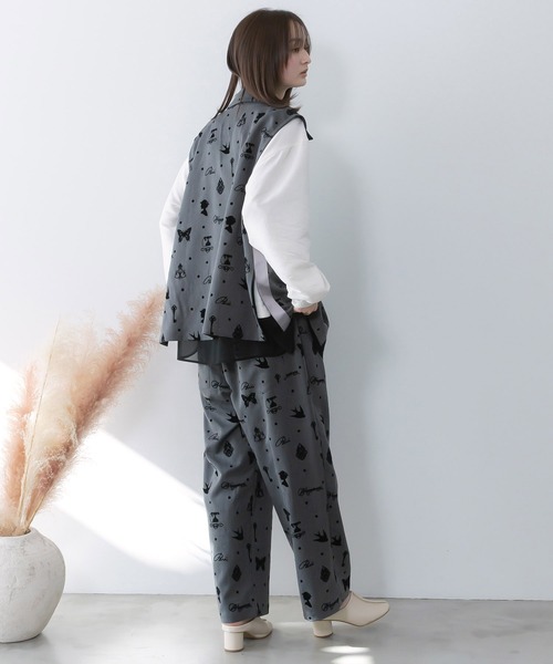 iS ScoLar（イズスカラー）の「561209：アンティーク調フロッキープリントパンツ（デニムパンツ・レディース・ベージュ/チャコールグレー・M）」の7枚目の写真