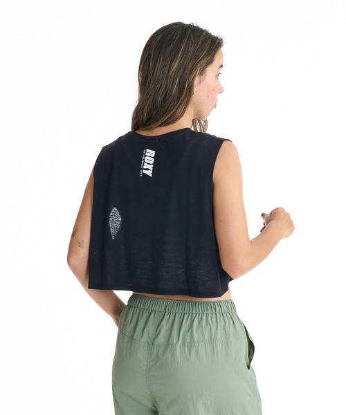 ROXY(ロキシー)の「ROXY ウィメンズ FITNESS TRIPLE HEARTS TANK トップス 【2026年春夏モデル】/ロキシー速乾ショート丈タンクトップ(タンクトップ・レディース・ブラック/オレンジ/ホワイト・SMALL/MEDIUM/LARGE)」の17枚目の写真