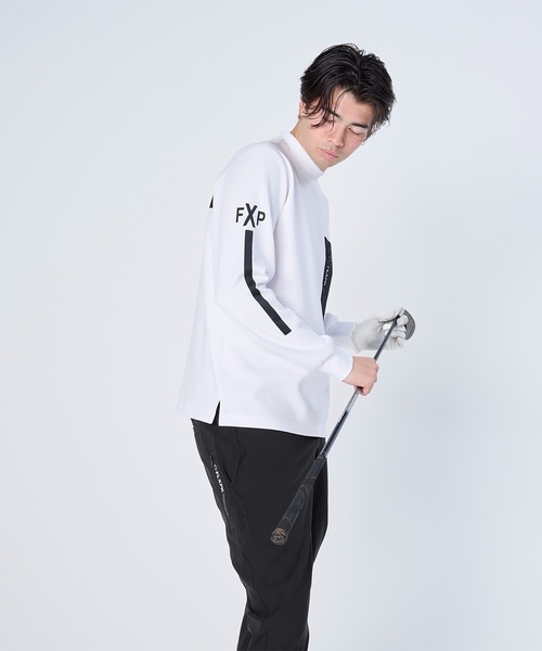 FLASH PACKER(フラッシュパッカー)の「FLASH PACKER フラッシュパッカー / リラックスシルエット ウルトラストレッチ モックネック ロングスリーブ ポケットTシャツ // XLMK-PKT(Tシャツ/カットソー・メンズ・ブラック/ホワイト・MEDIUM/X-LARGE/LARGE)」の7枚目の写真
