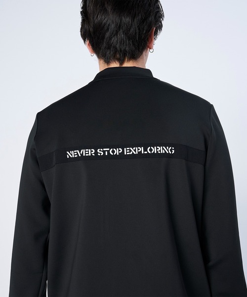 FLASH PACKER(フラッシュパッカー)の「FLASH PACKER フラッシュパッカー / リラックスシルエット ウルトラストレッチ モックネック ロングスリーブ ポケットTシャツ // XLMK-PKT(Tシャツ/カットソー・メンズ・ブラック/ホワイト・MEDIUM/X-LARGE/LARGE)」の10枚目の写真