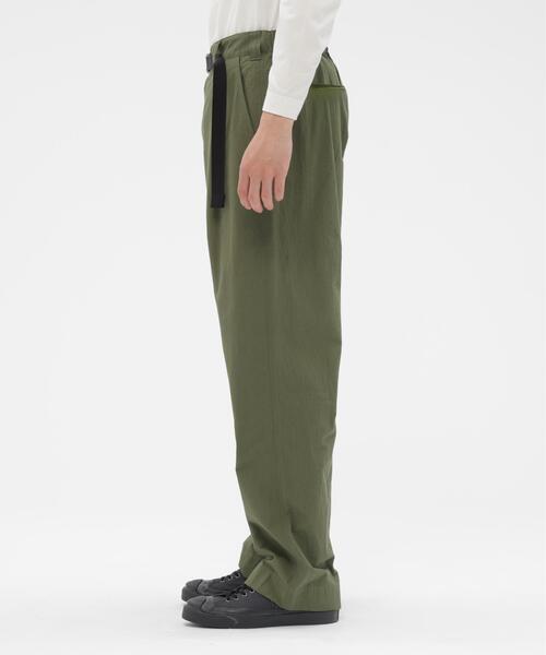 MHL.(エムエイチエル)の「CRISP COTTON CHAMBRAY(その他パンツ・メンズ・ネイビー/オリーブ・MEDIUM/SMALL/LARGE)」の10枚目の写真