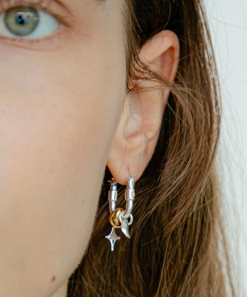 LAPUIS(ラピュイ)の「LAPUIS(ラピュイ)Sammy Charm pierced earrings(ピアス(両耳用)・レディース・マルチ/ゴールド・FREE)」の17枚目の写真