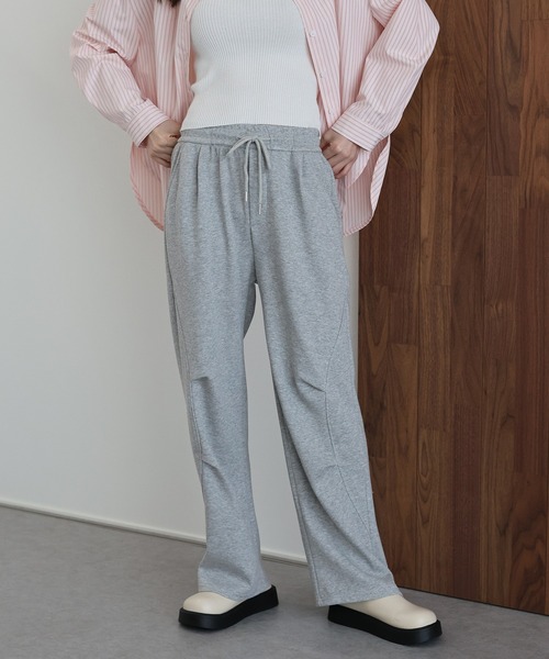 J by blue(ジェイバイブルー)の「タックスウェットパンツ(スウェットパンツ・レディース・グレー/ブラック・MEDIUM)」の6枚目の写真