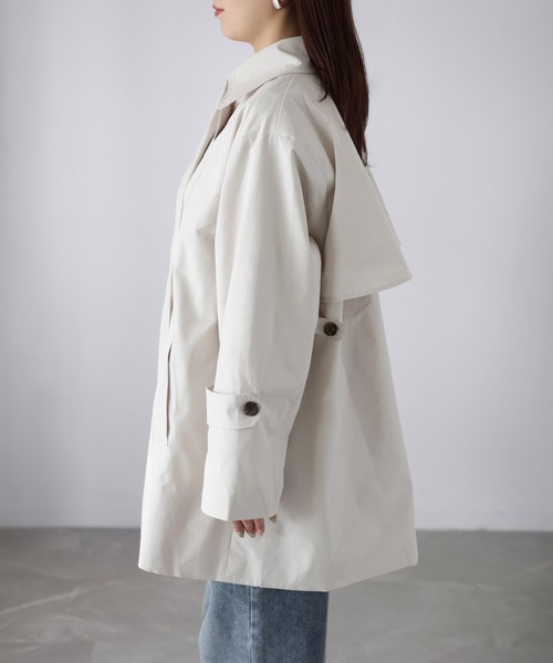 Riberry（リベリー）の「ミドル丈Aライントレンチコート（トレンチコート・レディース・アイボリー/ブラック/ベージュ・MEDIUM）」の16枚目の写真